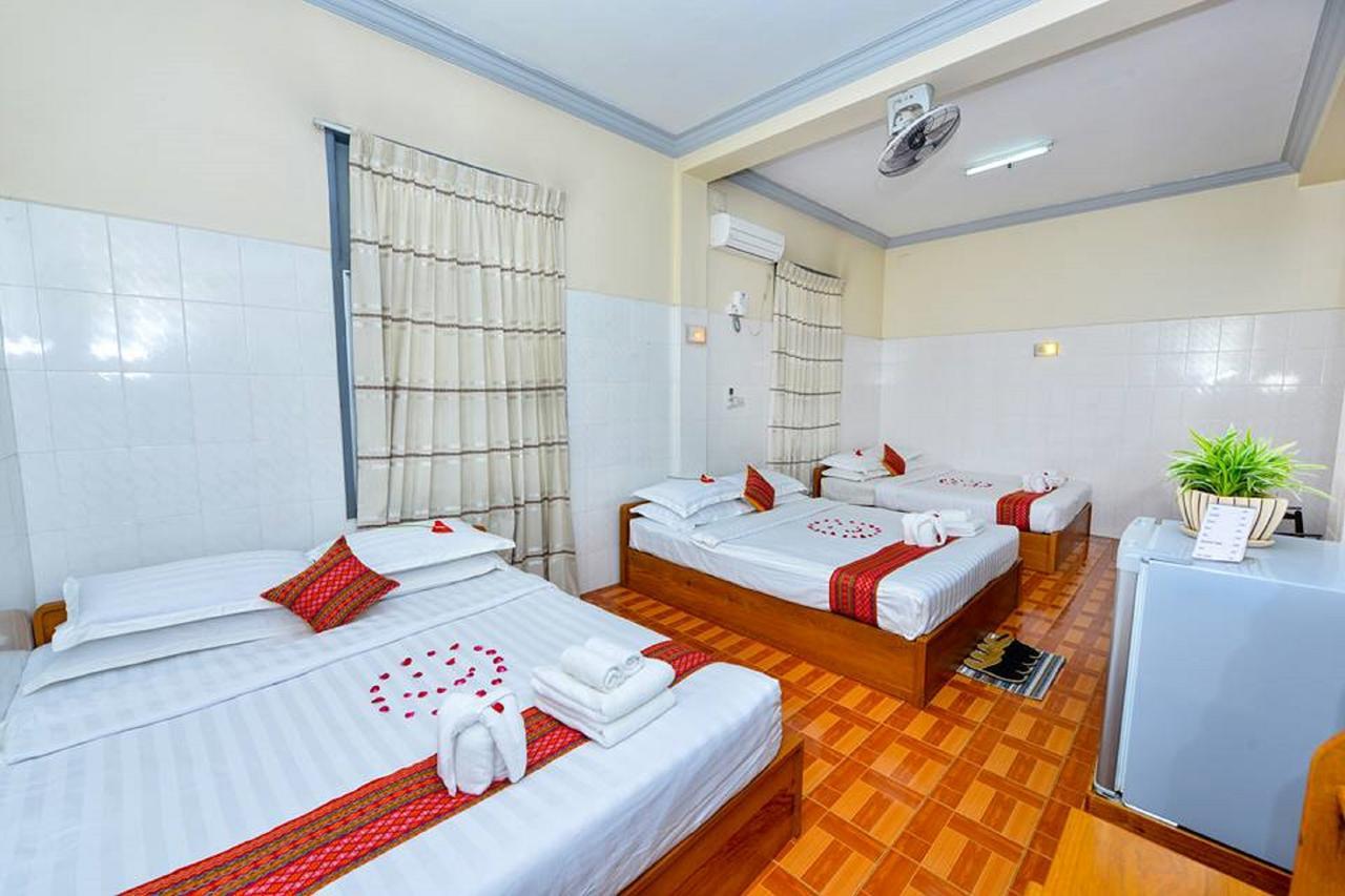 Hotel Smile Пин О Луин Екстериор снимка